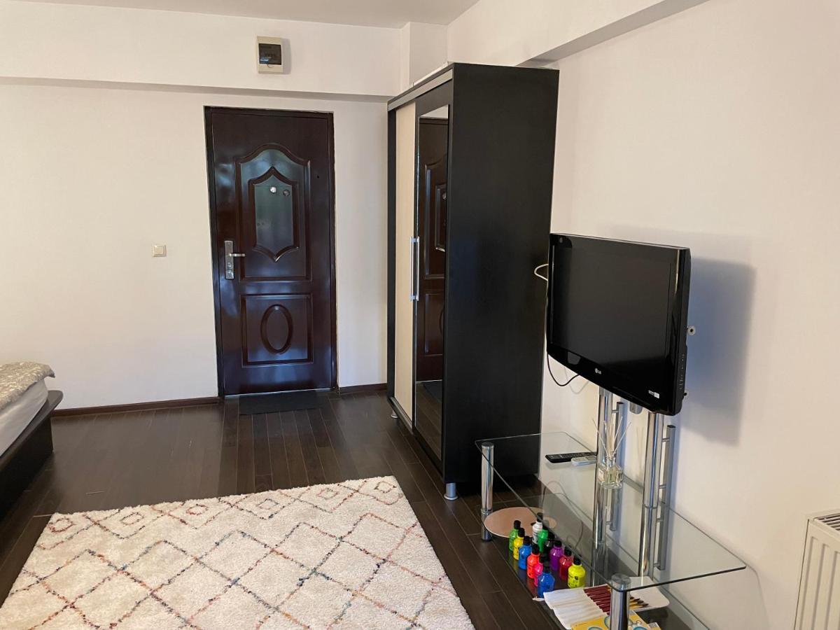 L'Atelier - Relax And Enjoy Your Stay Iasi Exteriör bild